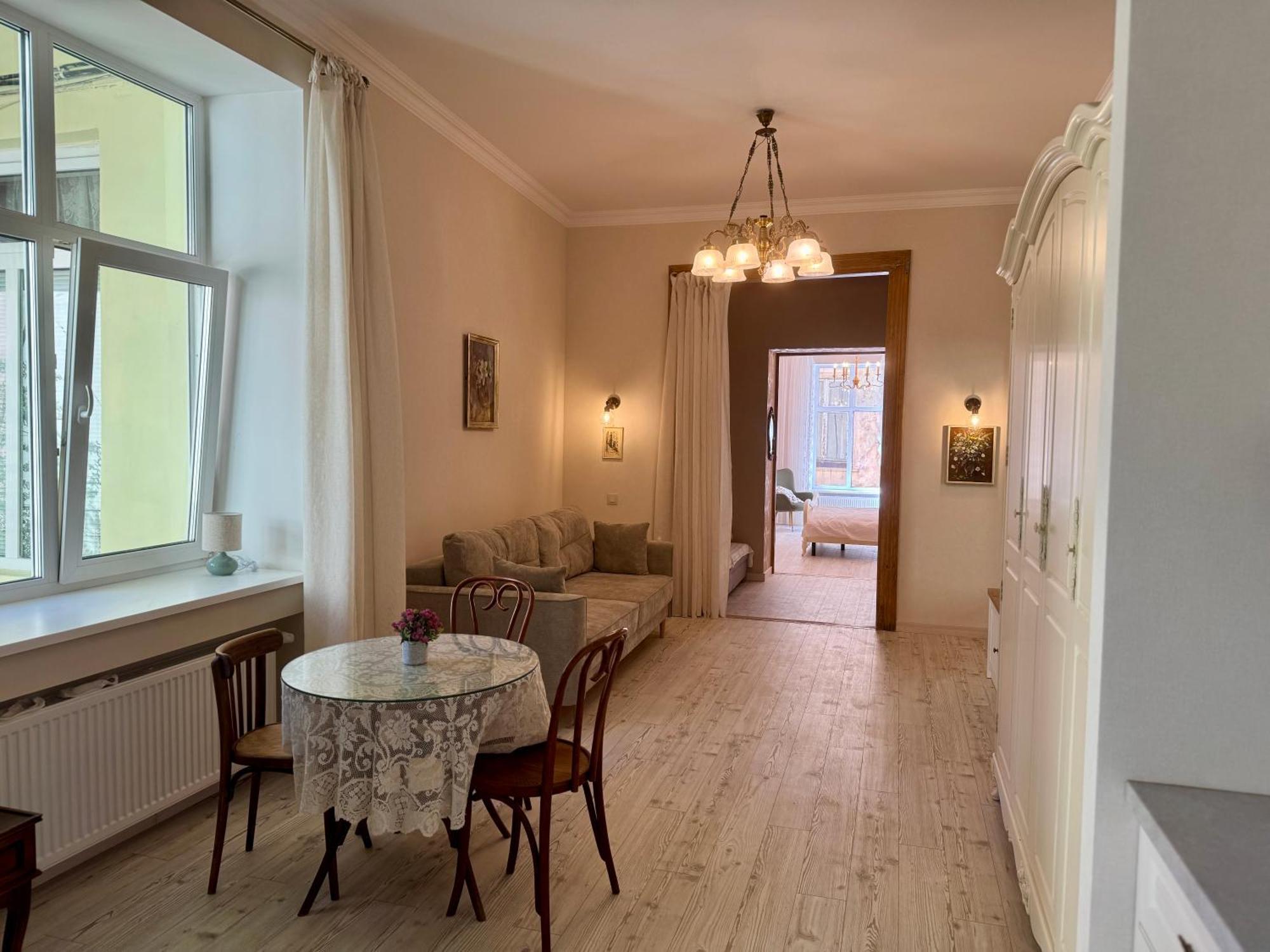 Elite Apart Near Svoboda Avenue Lwów Zewnętrze zdjęcie